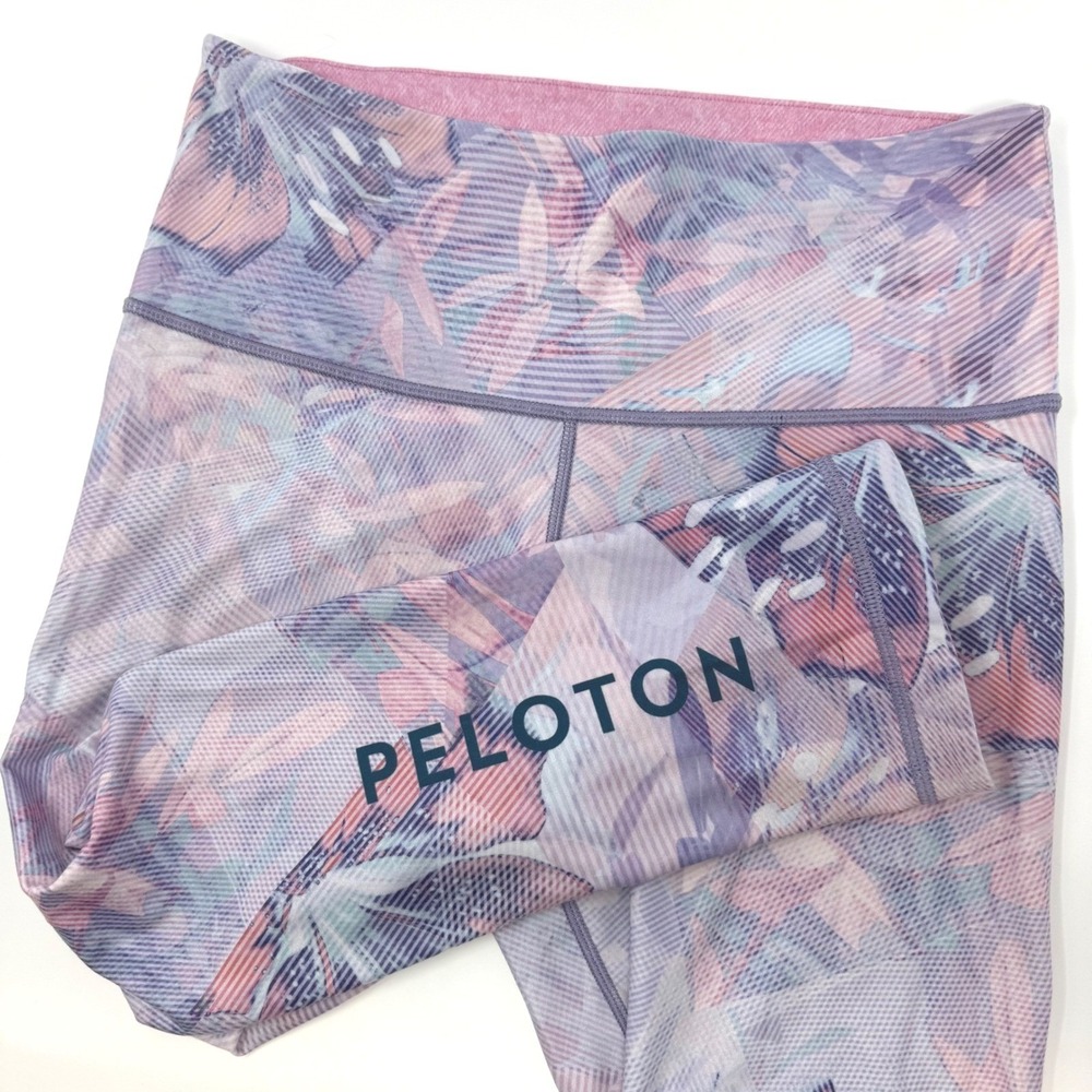 Peloton Womens Medium‎ High Rise Tropical Floral Cropped Leggings Purple Pink